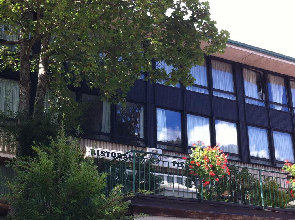 Affittacamere Lago Rotondo Mezzana  Εξωτερικό φωτογραφία